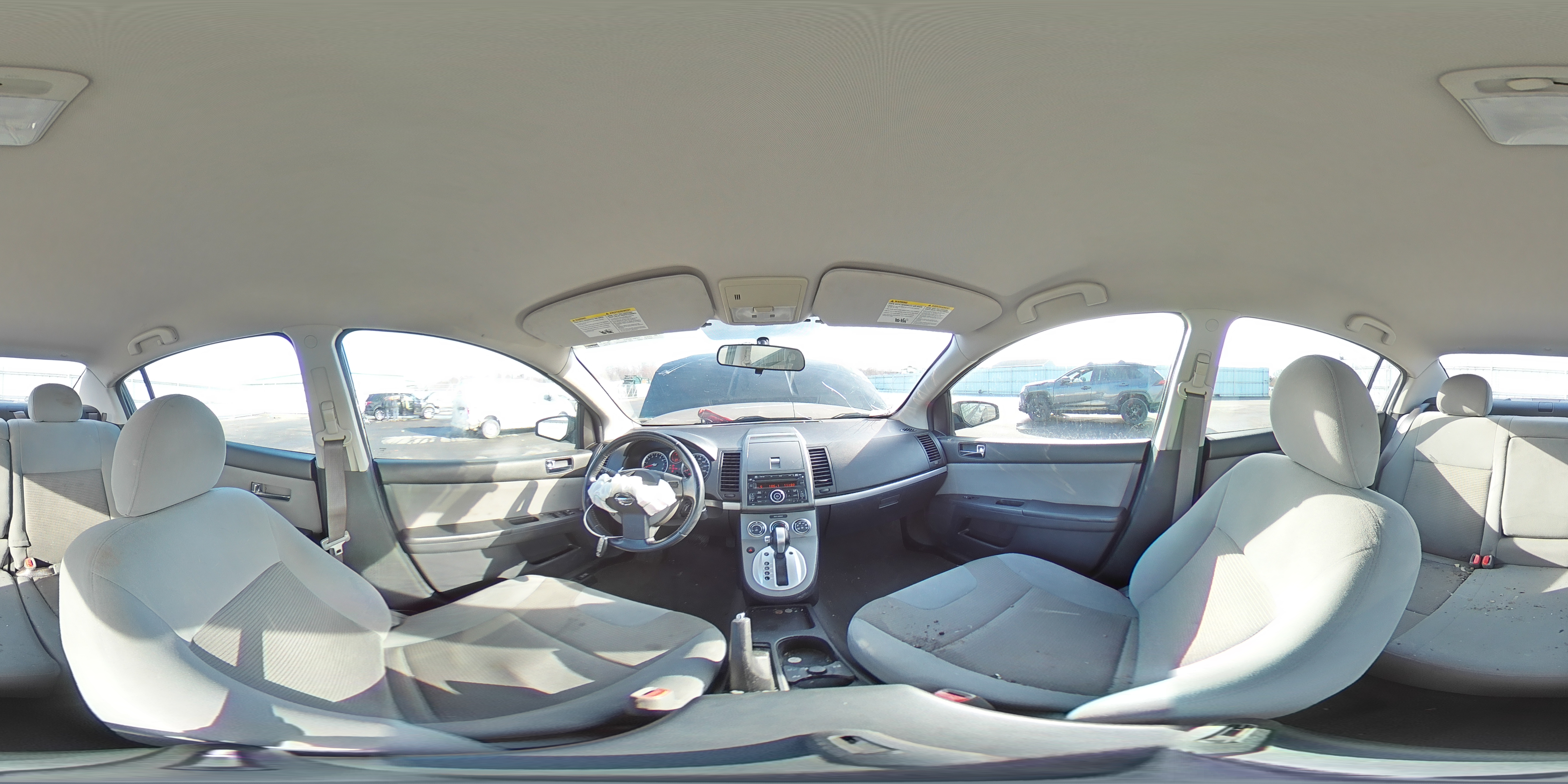 2011 Nissan Sentra - Image 12