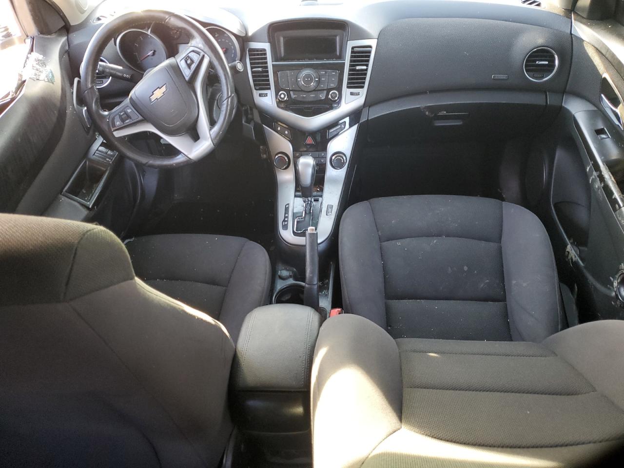 2013 Chevrolet Cruze - Image 8
