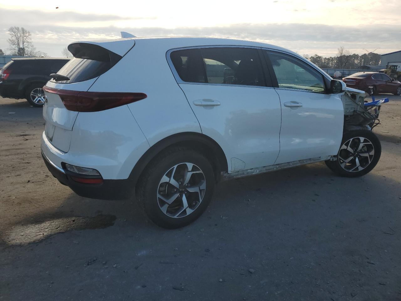 2022 Kia Sportage - Image 3