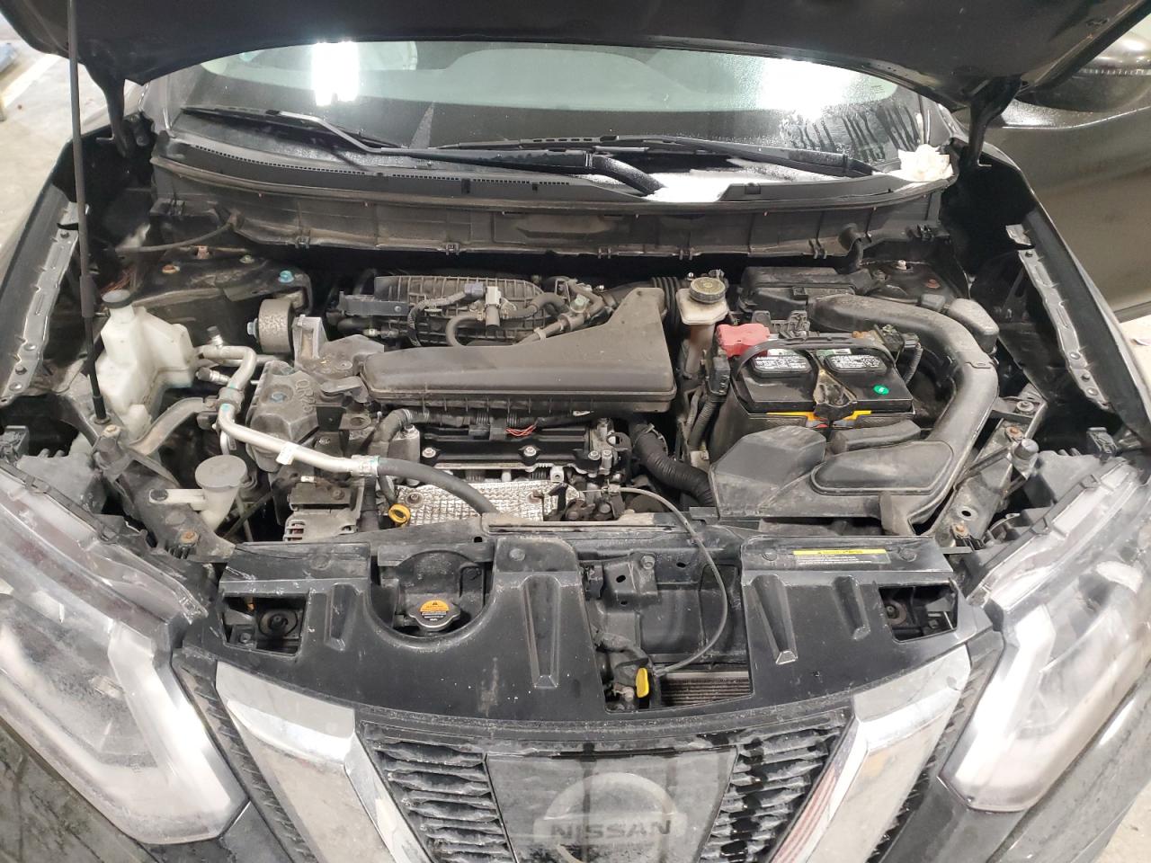 2017 Nissan Rogue - Image 12