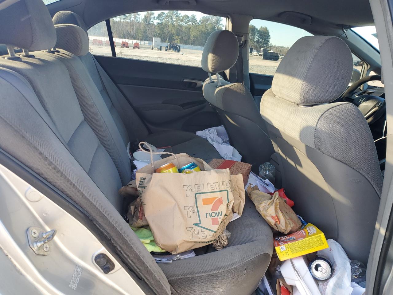 2011 Honda Civic - Image 10