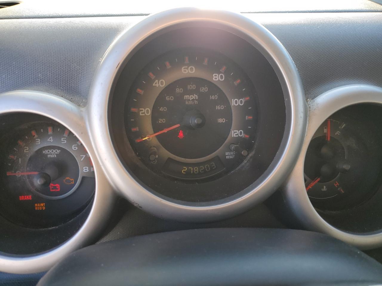 2004 Honda Element - Image 9