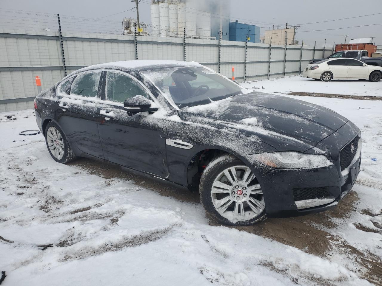2016 Jaguar XF - Image 4