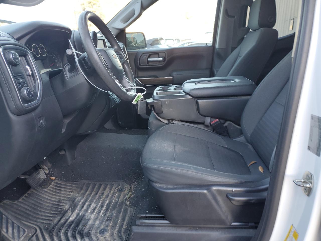 2019 Chevrolet Silverado - Image 7