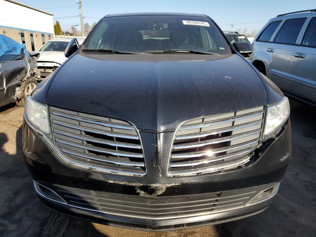 2017 Lincoln MKT - Image 5