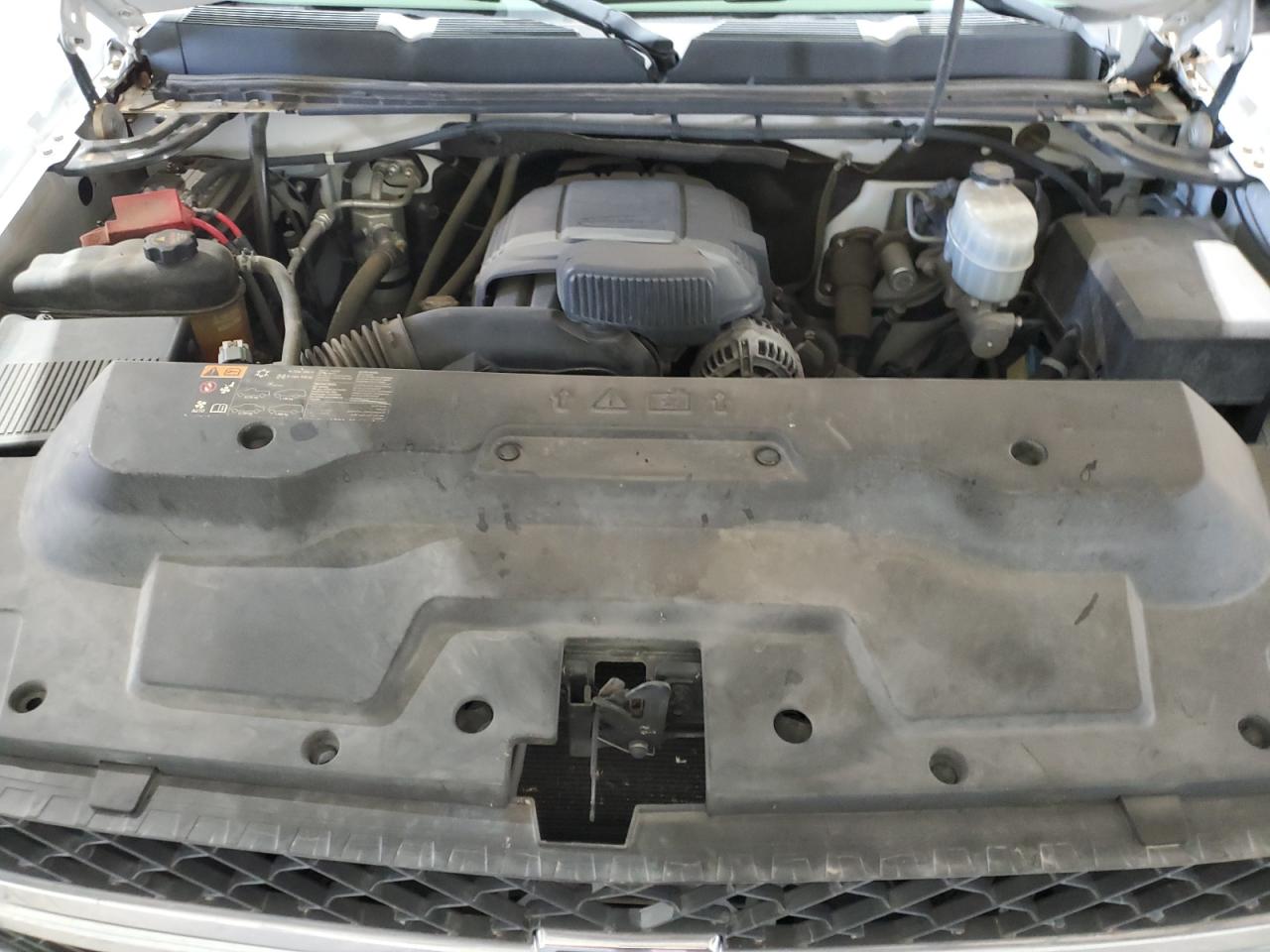 2011 Chevrolet Silverado - Image 11