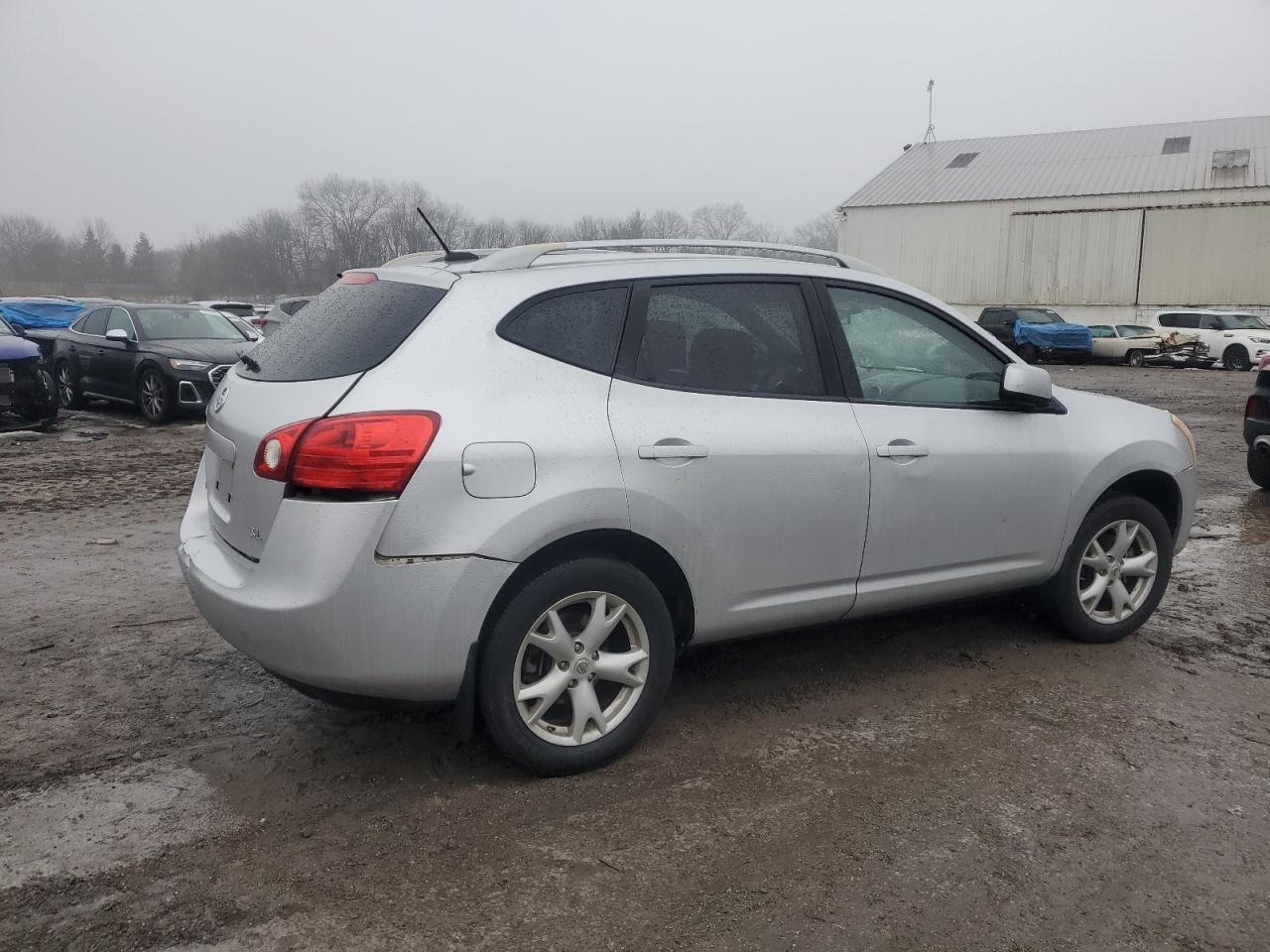 2008 Nissan Rogue - Image 3