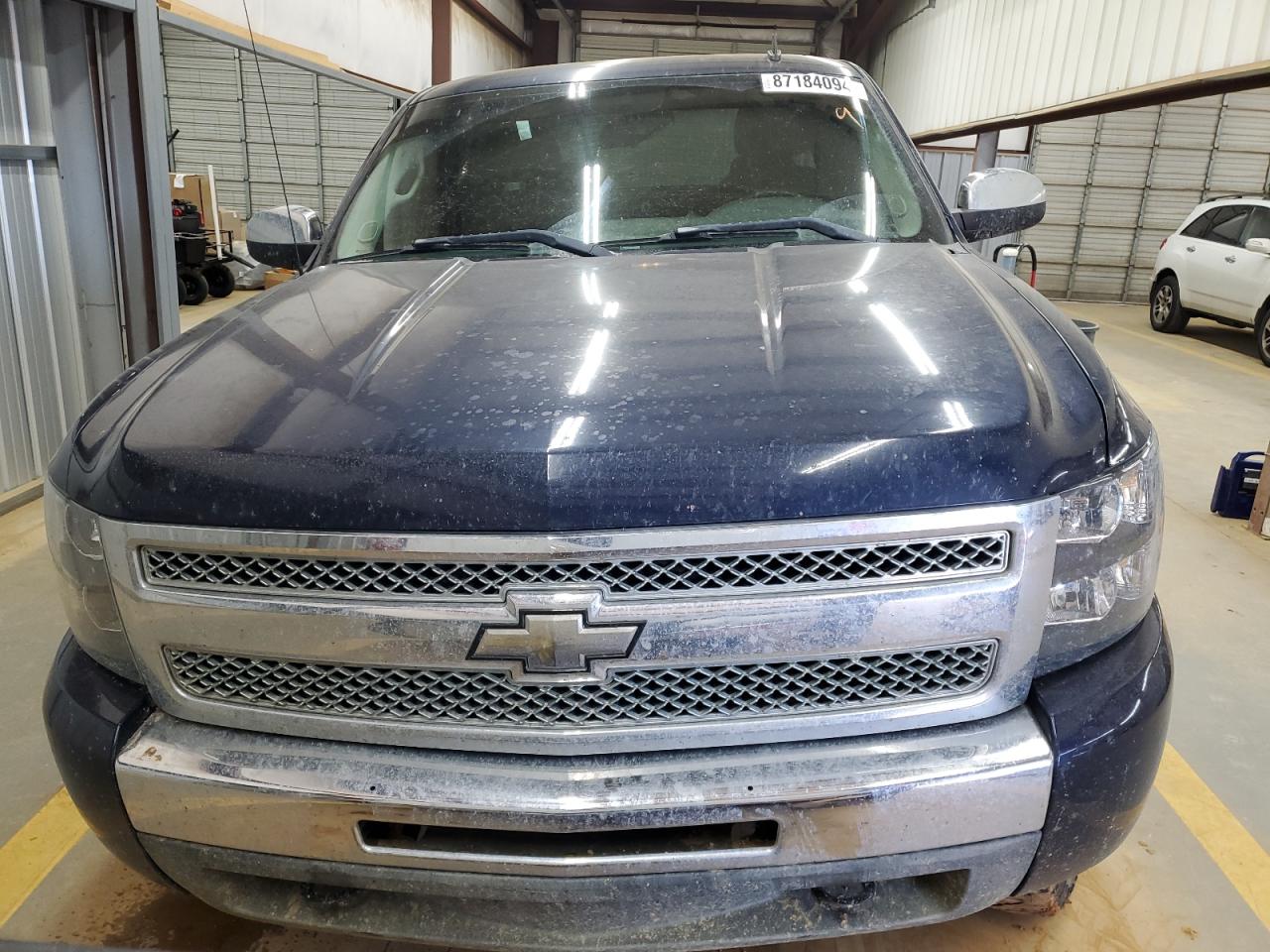 2010 Chevrolet Silverado - Image 5