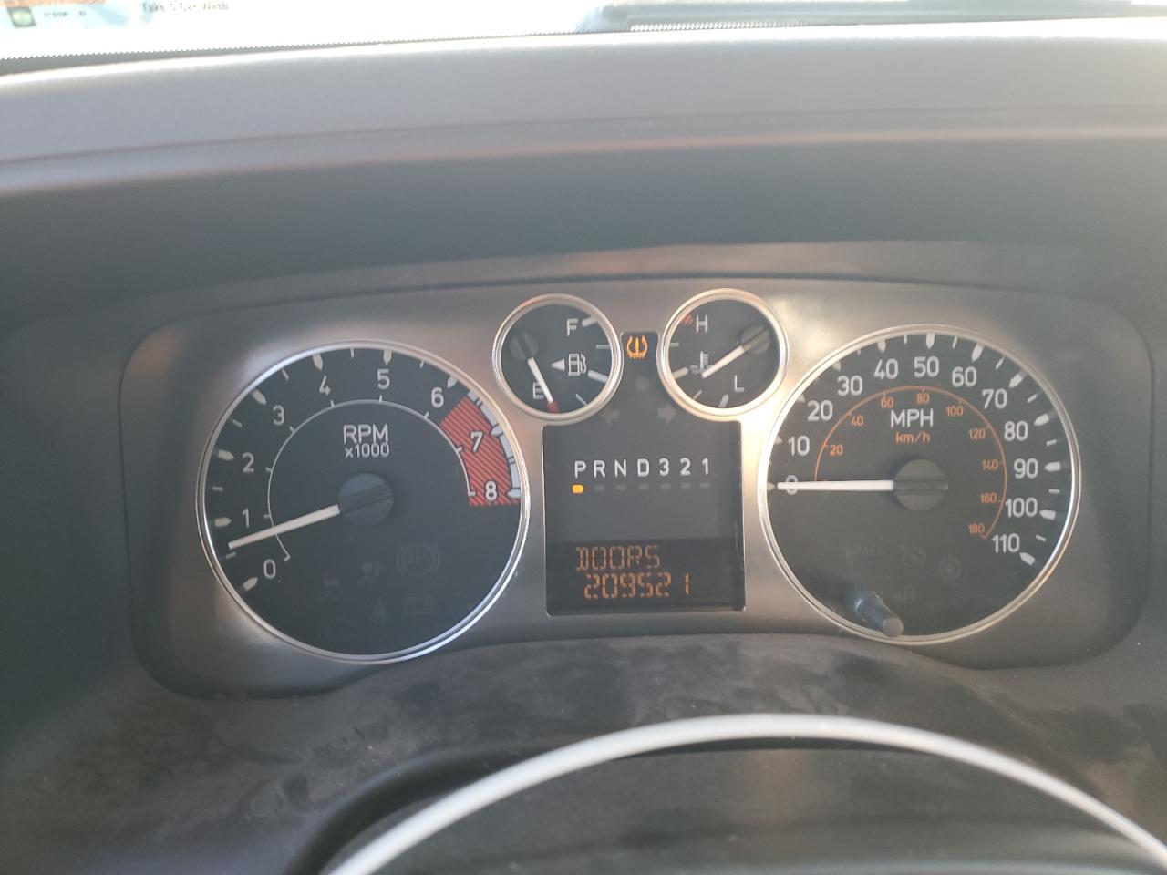 2007 Hummer H3 - Image 9