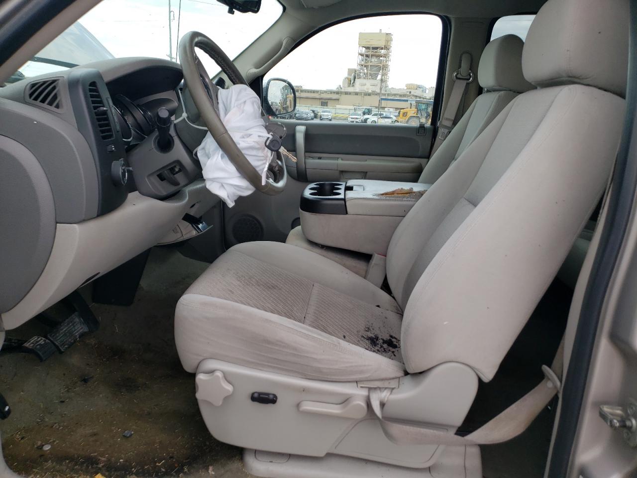 2009 GMC Sierra - Image 7