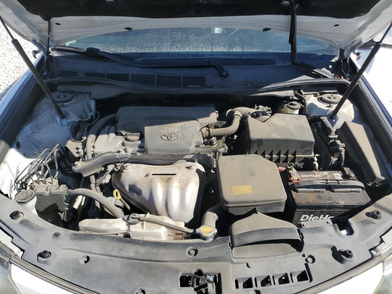 2014 Toyota Camry - Image 11