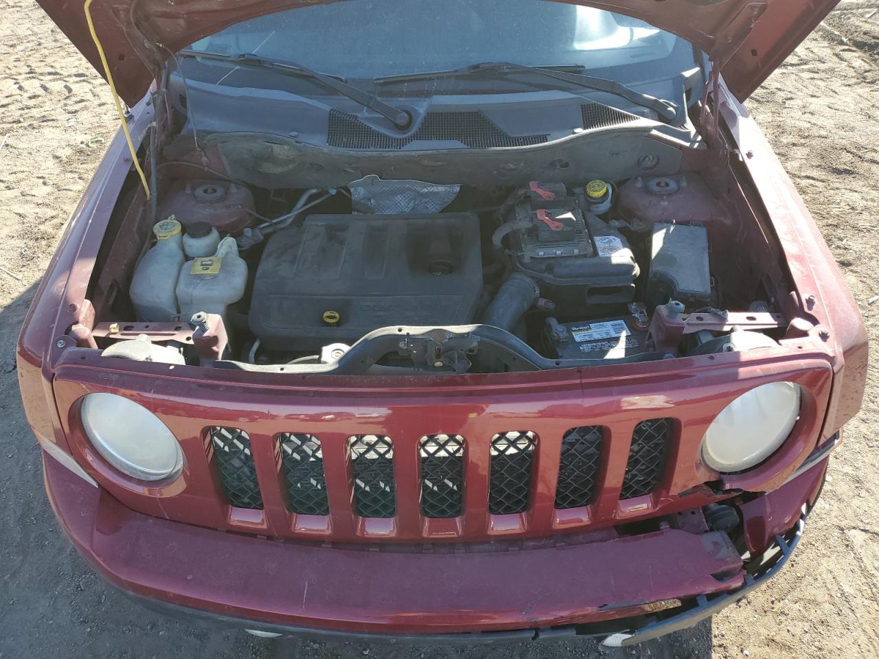 2013 Jeep Liberty (Patriot) - Image 12