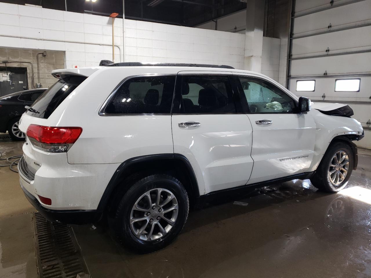 2015 Jeep Grand Cherokee - Image 3