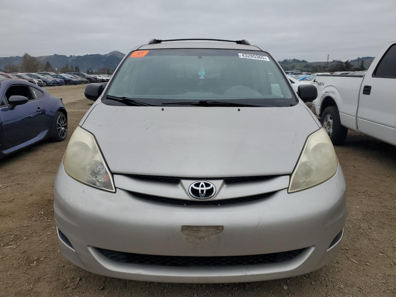 2006 Toyota Sienna - Image 5