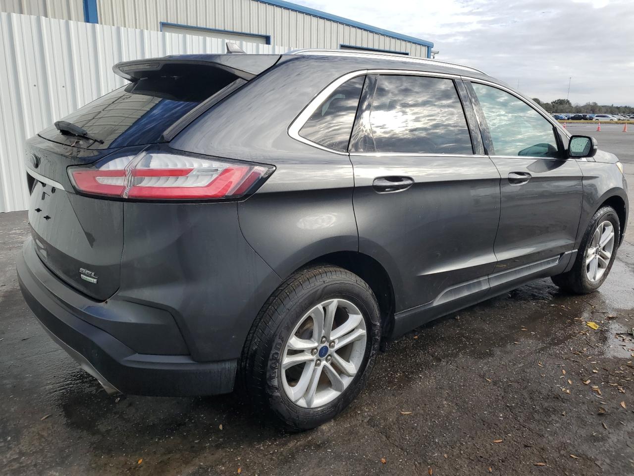 2020 Ford Edge - Image 3