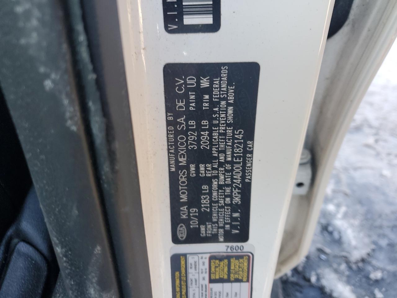 2020 Kia Forte - Image 12