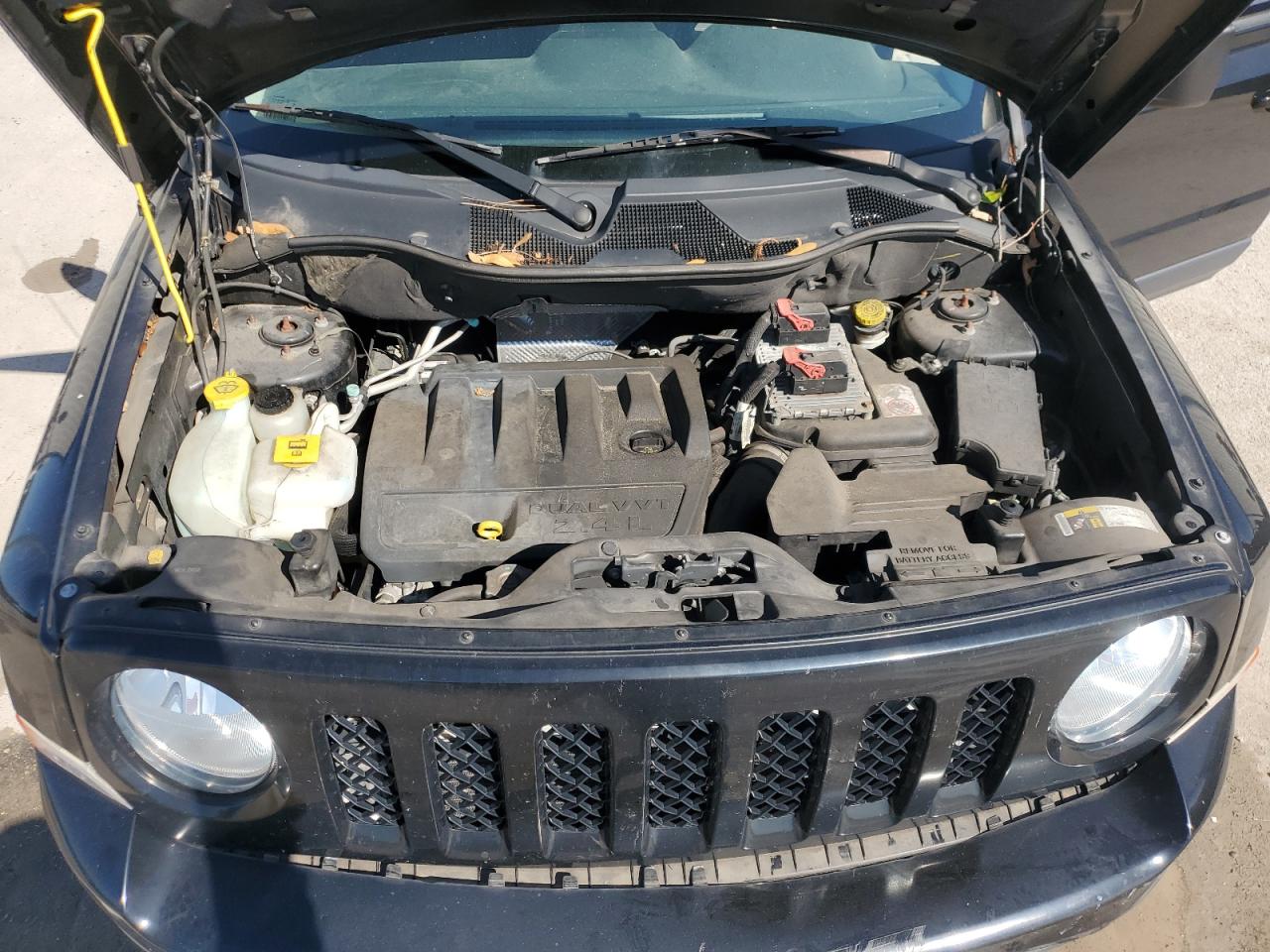 2016 Jeep Liberty (Patriot) - Image 13
