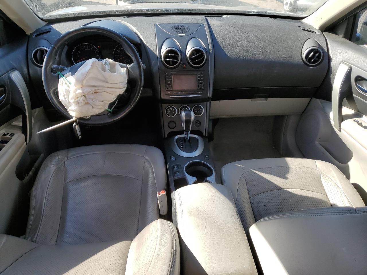 2012 Nissan Rogue - Image 8