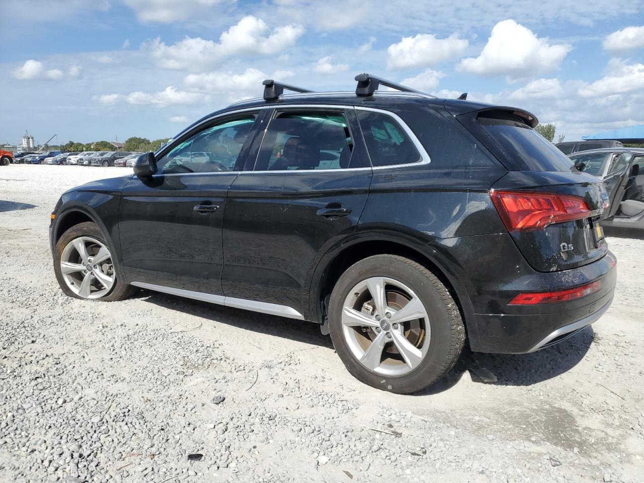 2020 Audi Q5 - Image 2