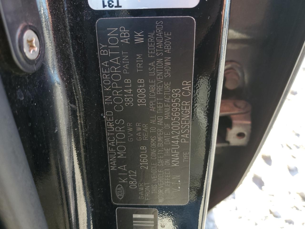 2013 Kia Forte - Image 14