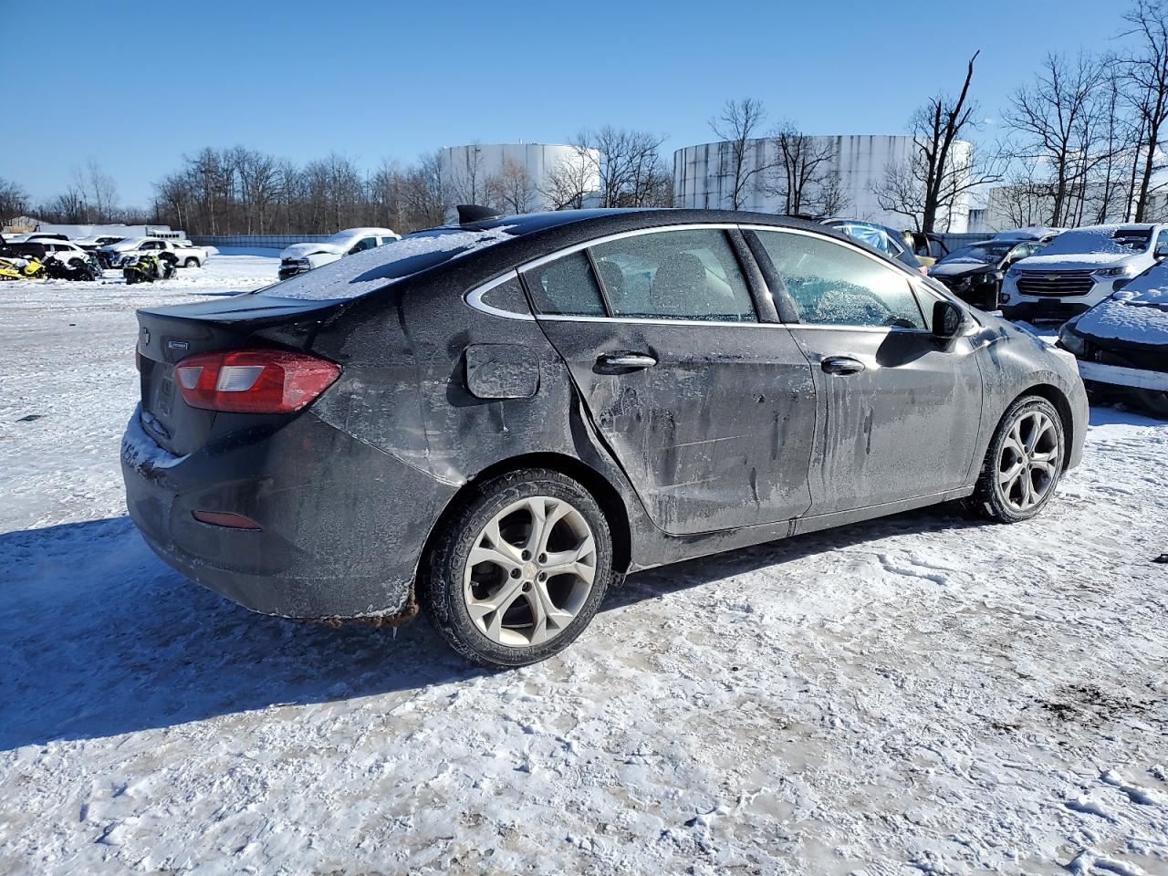 2016 Chevrolet Cruze - Image 3