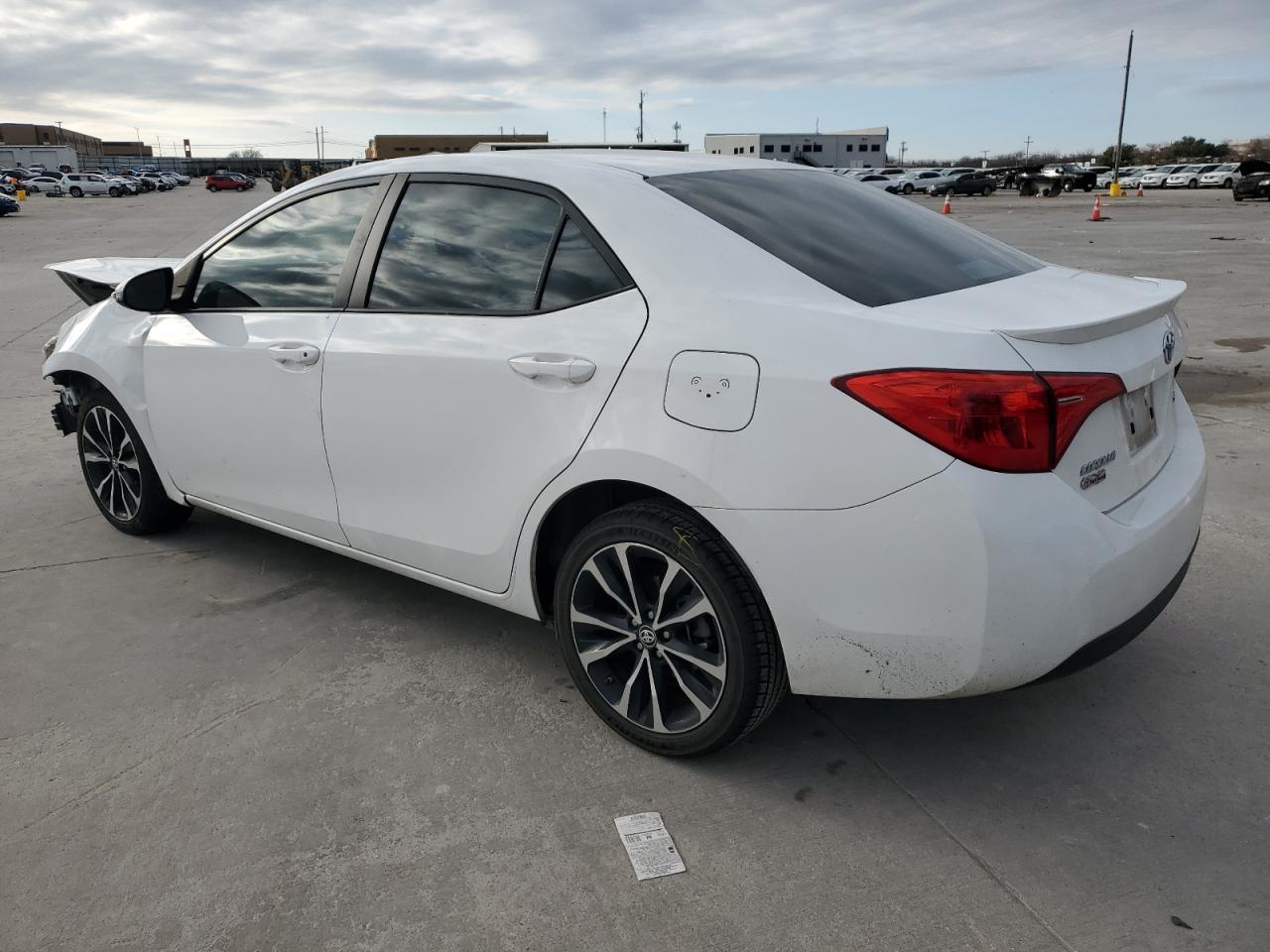 VIN 5YFBURHE1HP652922 2017 TOYOTA COROLLA no.2