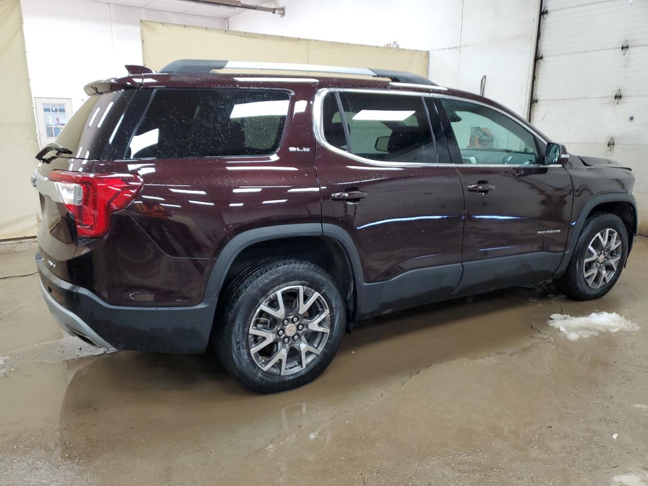 2020 GMC Acadia - Image 3