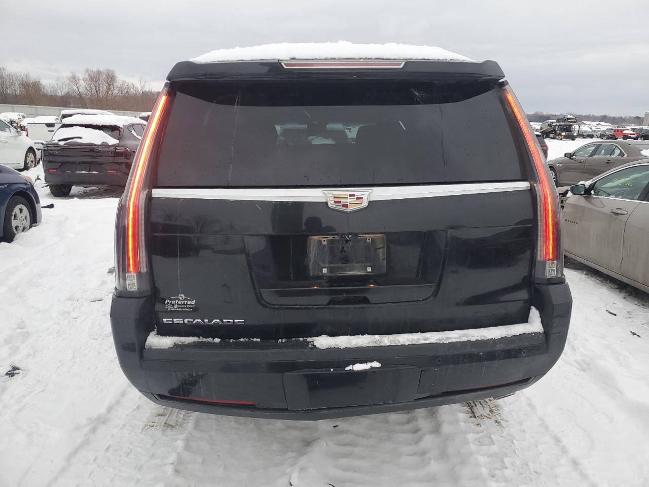 2017 Cadillac Escalade - Image 6