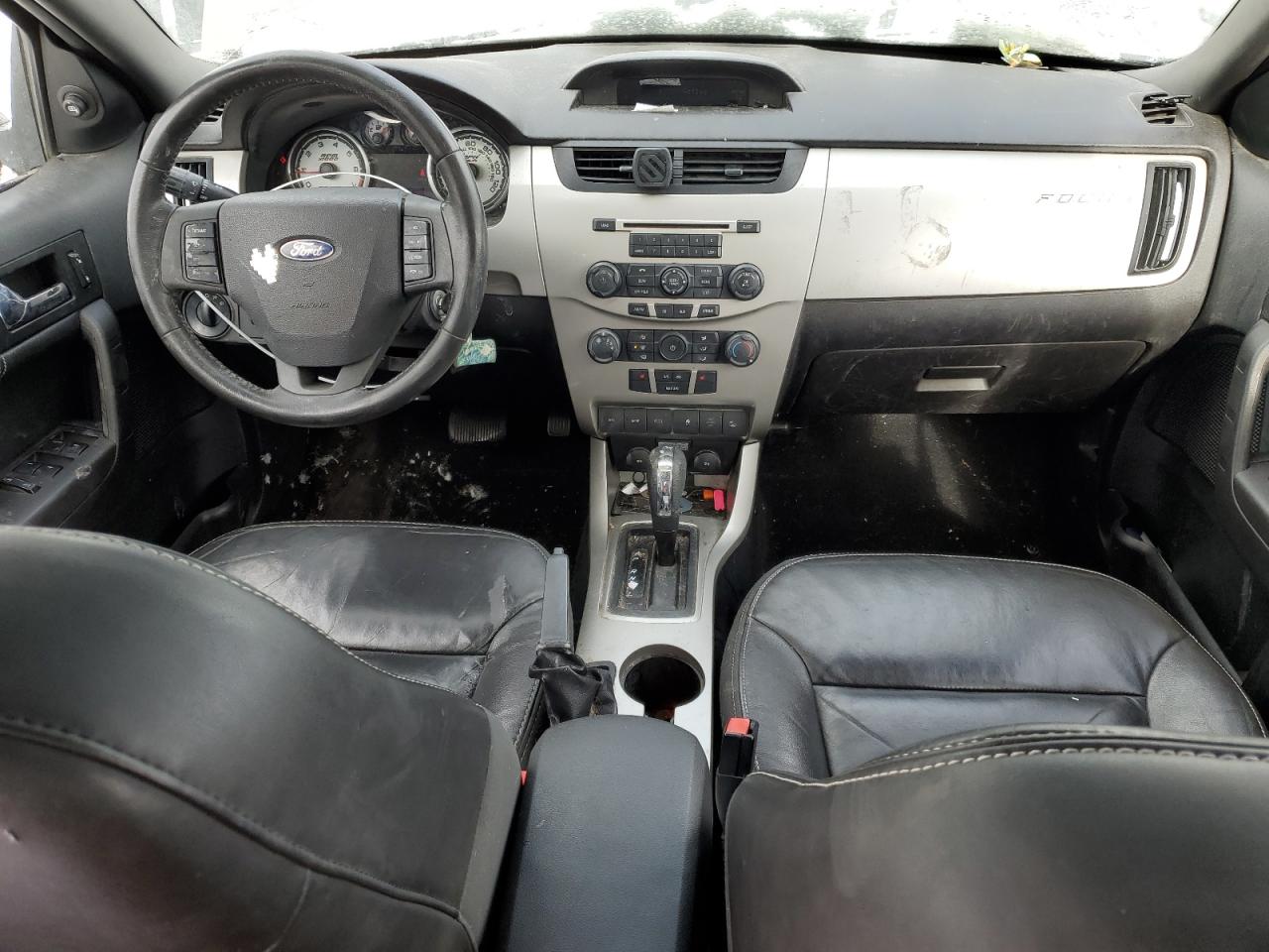 2010 Ford Focus - Image 8
