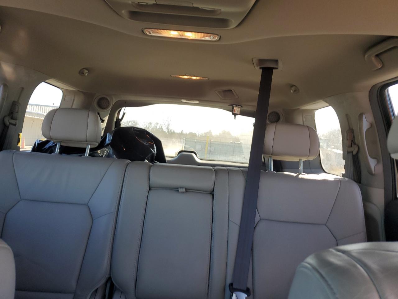 2011 Honda Pilot - Image 10