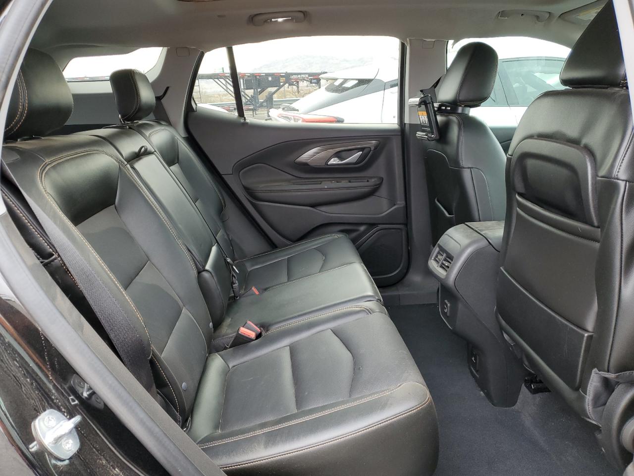 2020 GMC Terrain - Image 11