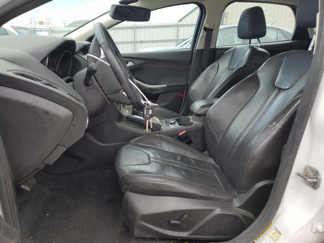 Хетчбеки FORD FOCUS 2012 Білий