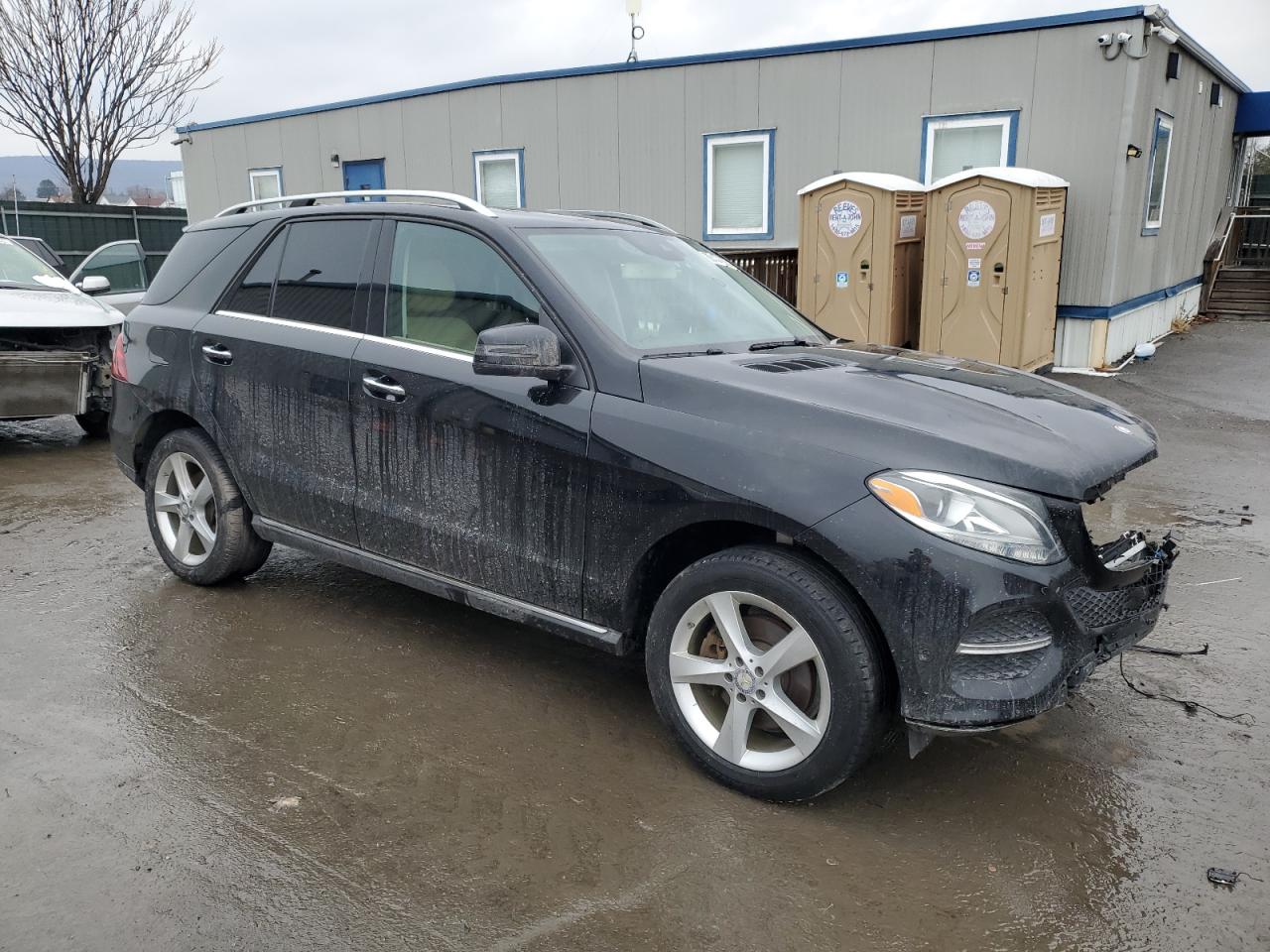 2016 Mercedes-Benz GLE - Image 4