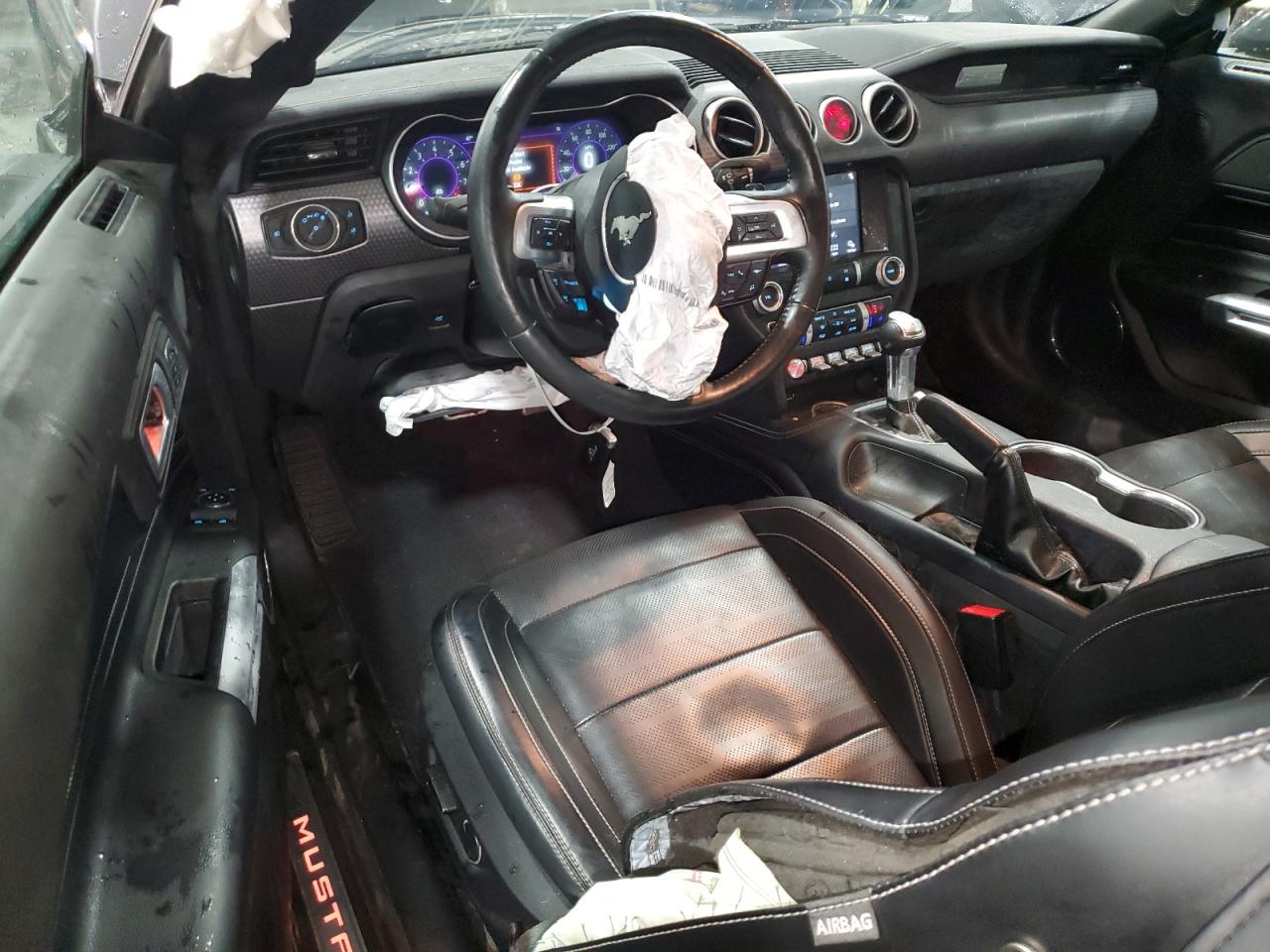 2019 Ford Mustang - Image 8