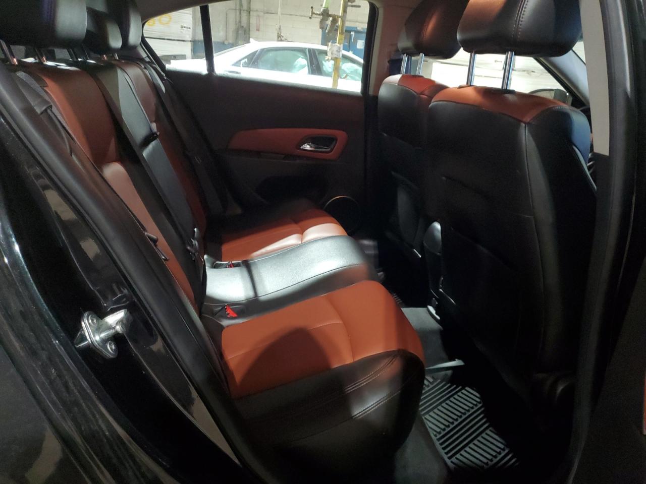 2011 Chevrolet Cruze - Image 10