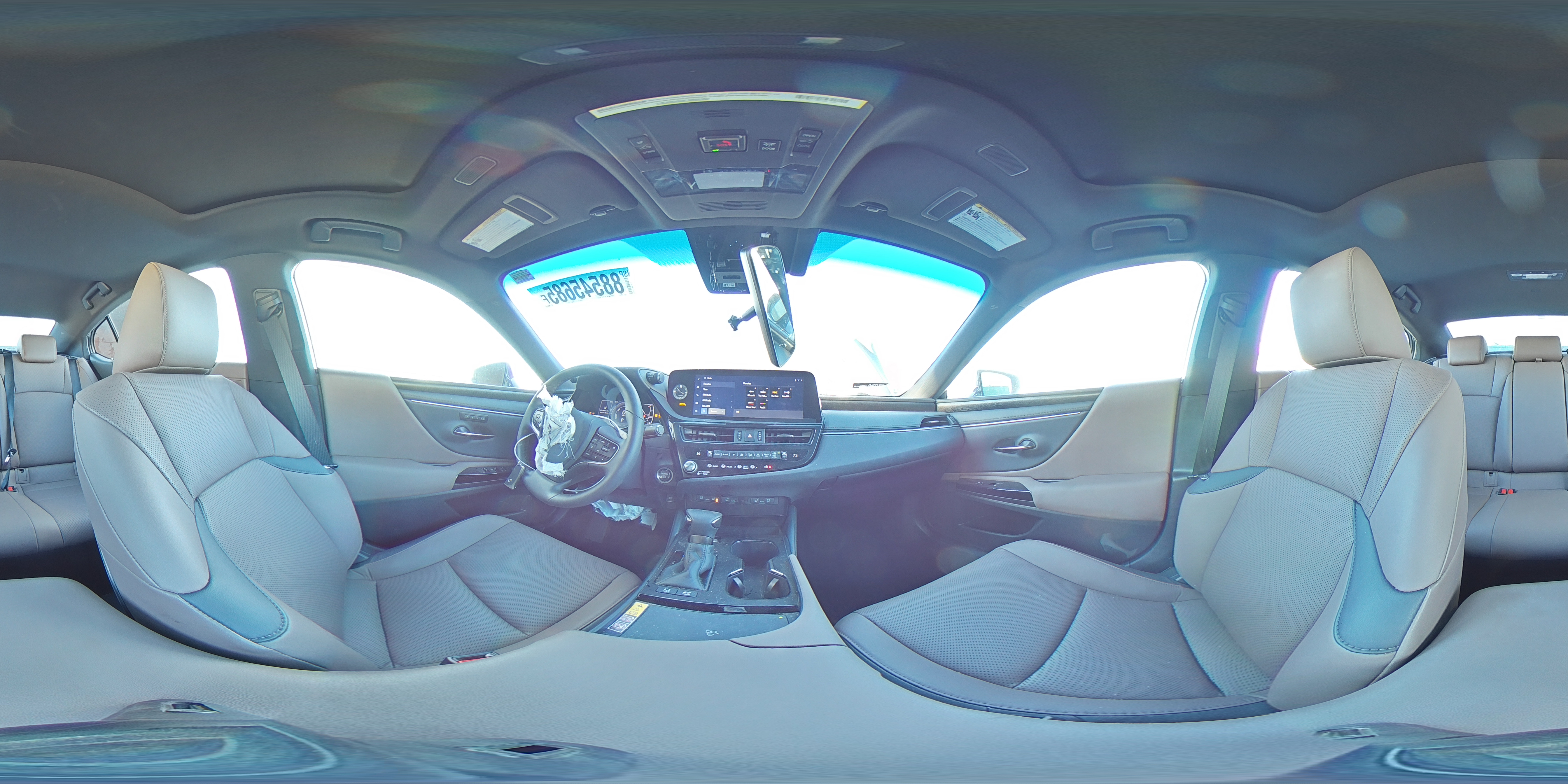 2024 Lexus ES - Image 13