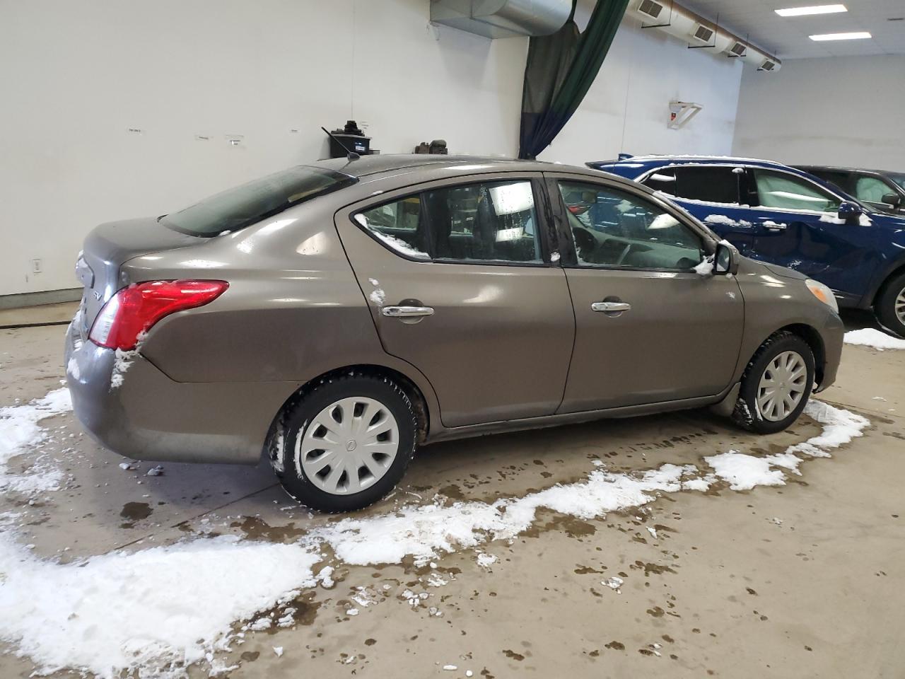 2012 Nissan Versa - Image 3