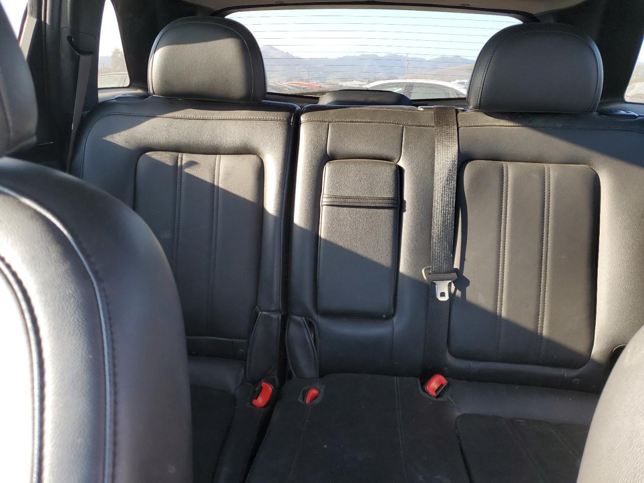 2015 Chevrolet Captiva - Image 10