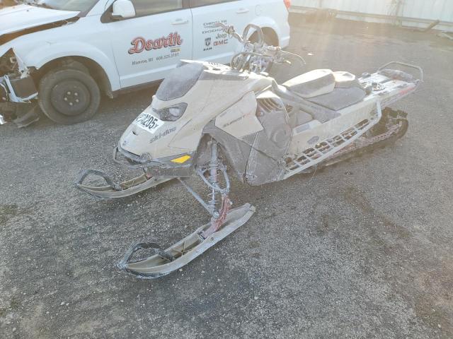 2024 SKI SNOWMOBILE