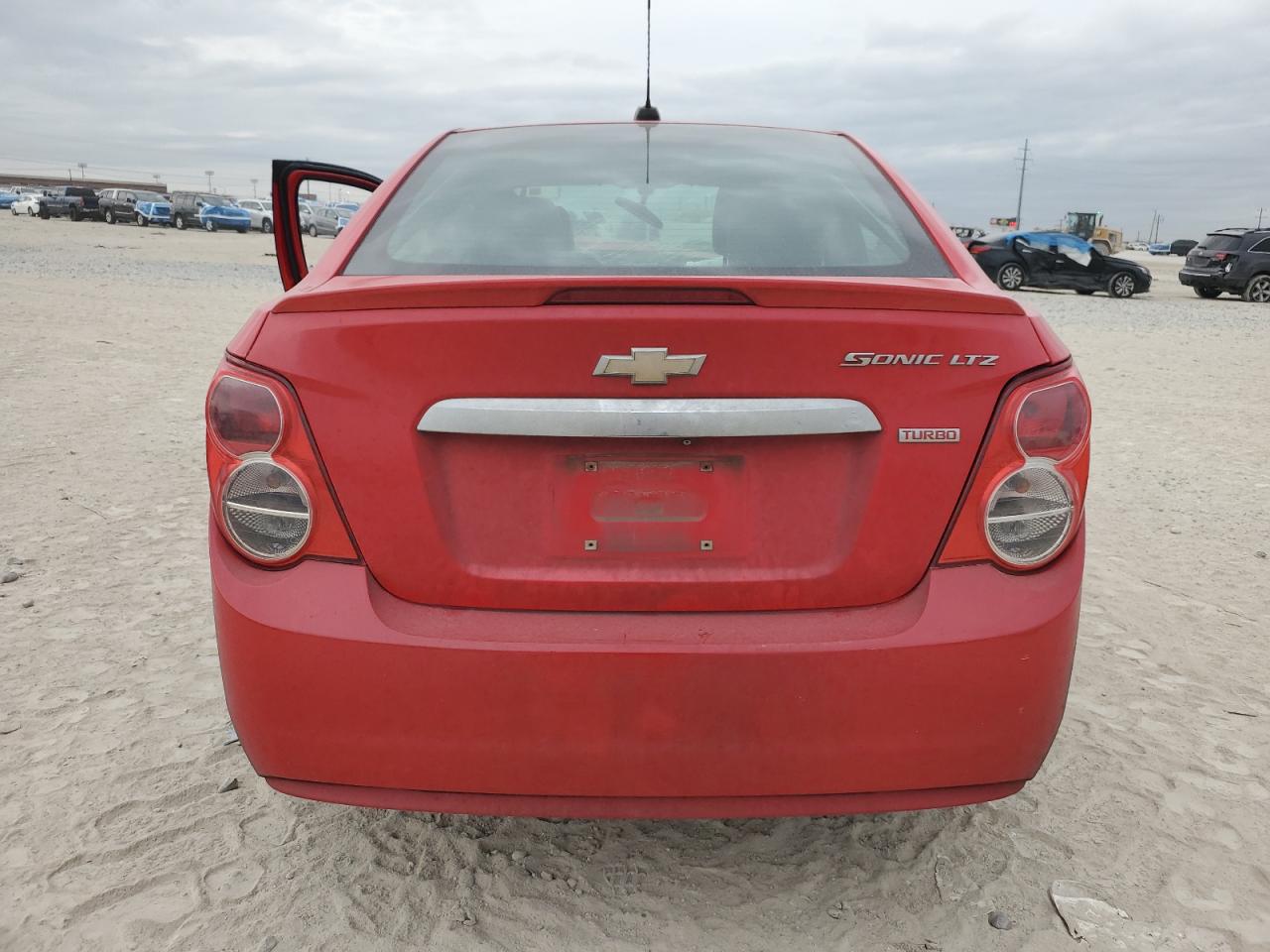 2015 Chevrolet Sonic - Image 6