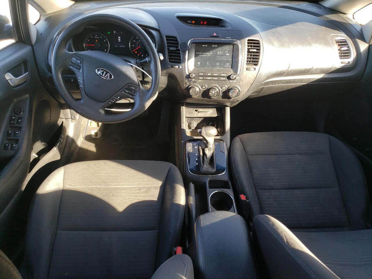 2018 Kia Forte - Image 8