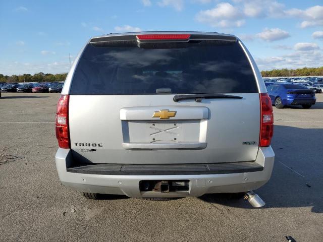  CHEVROLET TAHOE 2012 Silver