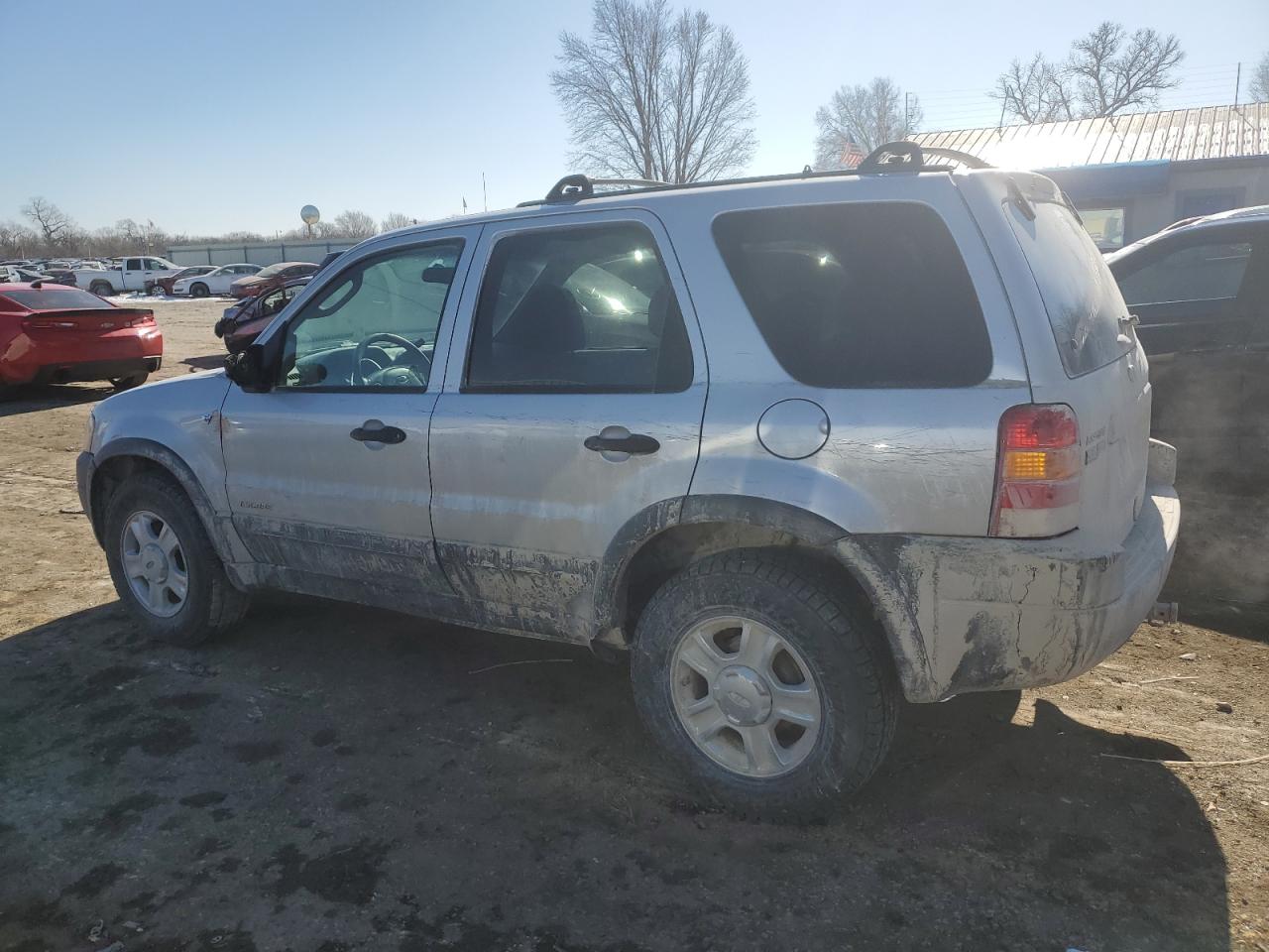 2002 Ford Escape - Image 2