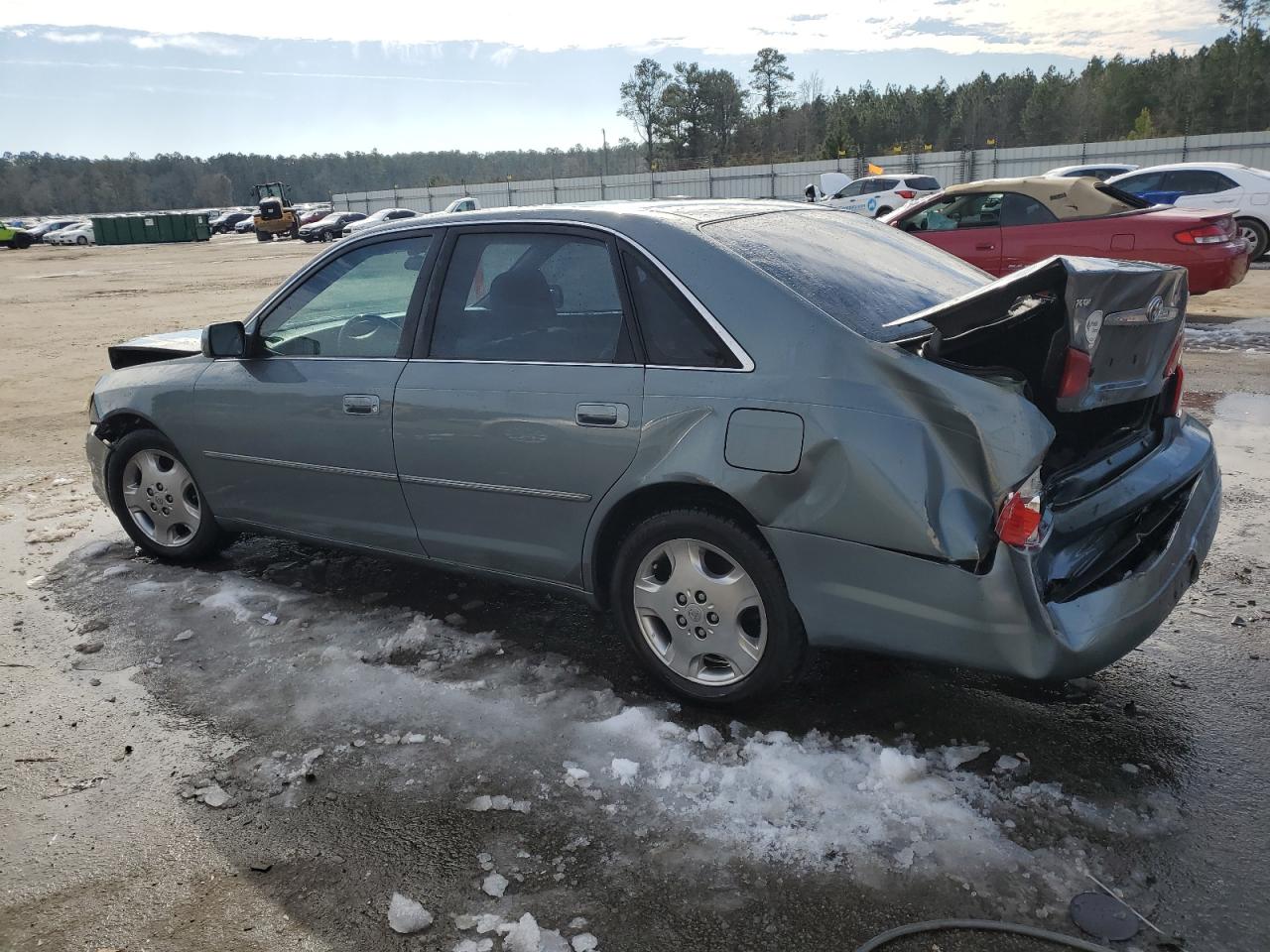 2003 Toyota Avalon - Image 2
