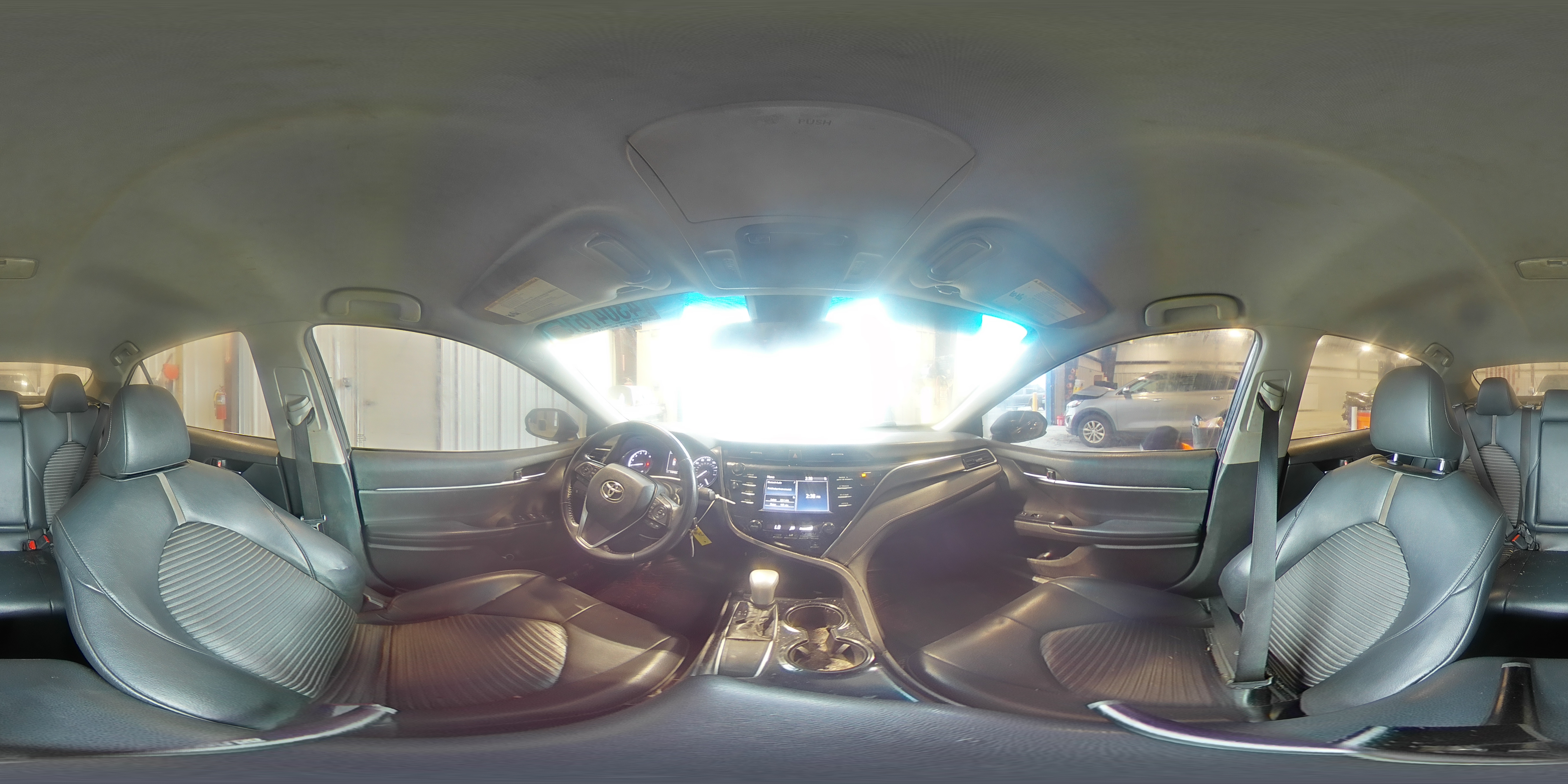 2018 Toyota Camry - Image 13