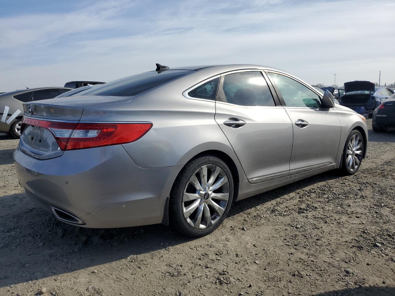 2012 Hyundai Azera - Image 3