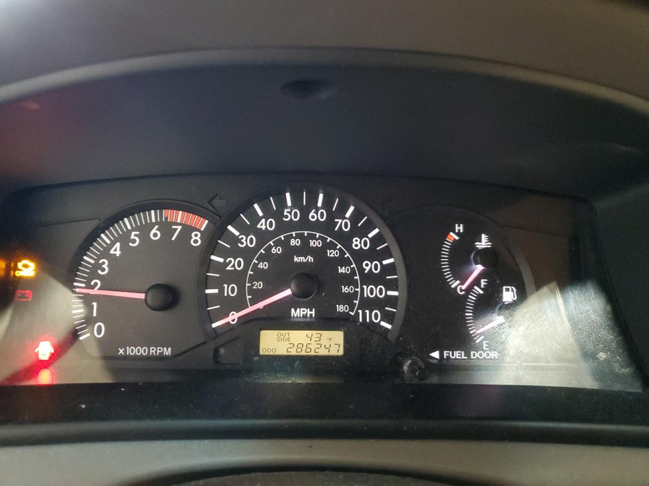 2005 Toyota Corolla - Image 9