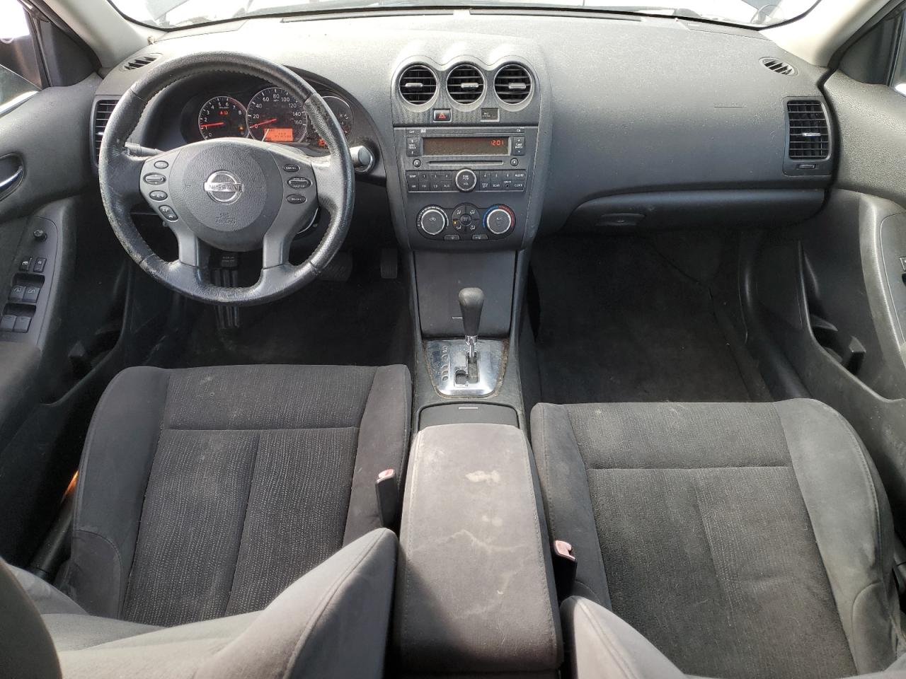 2012 Nissan Altima - Image 8