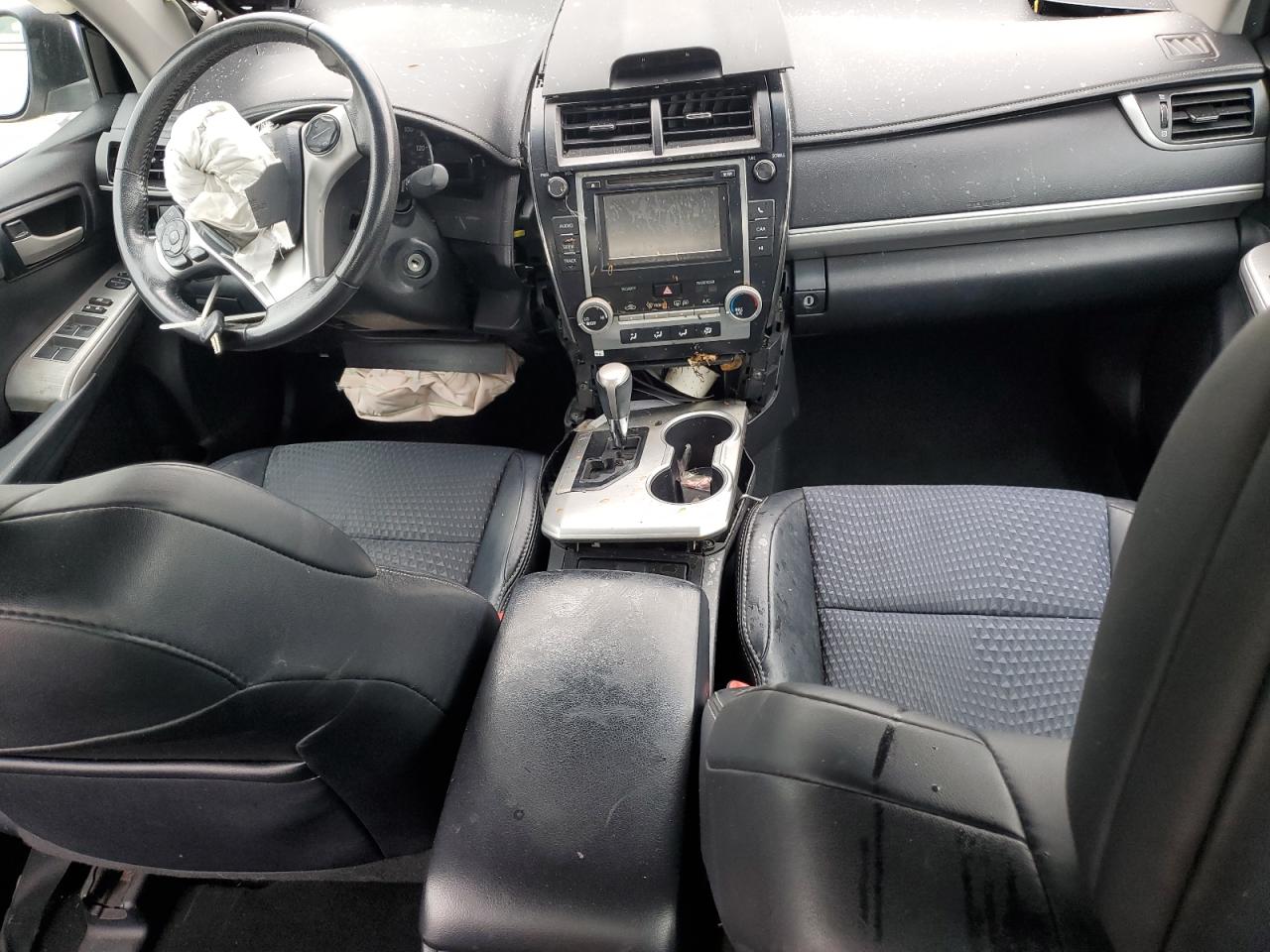 2013 Toyota Camry - Image 8