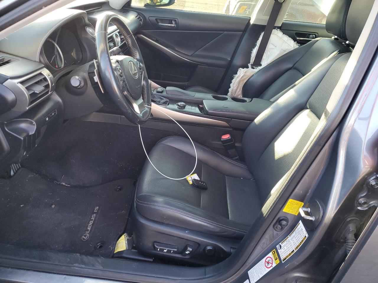 2014 Lexus IS - Image 7